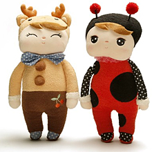 Plush toy dolls